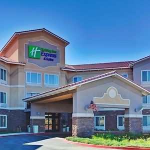 Holiday Inn Express & Suites Beaumont - Oak Valley By Ihg